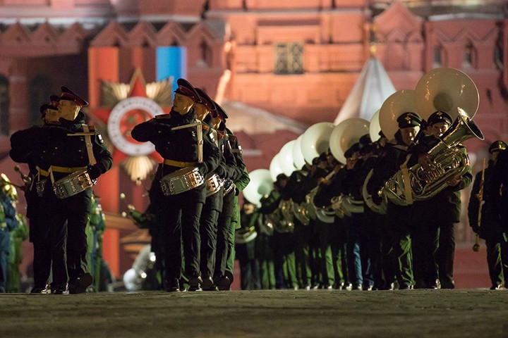 Первую ночную репетицию парада Победы проведут на Красной площади 29 апреля