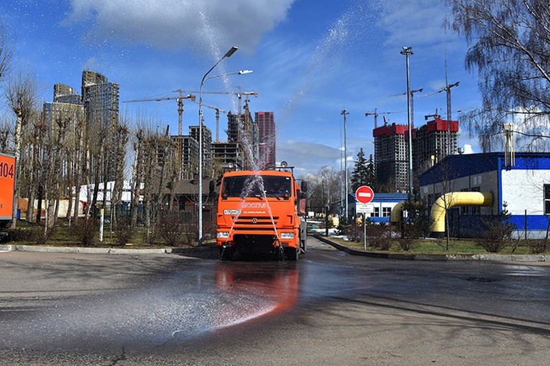 Самую большую газораспределительную станцию Москвы промыли после зимы