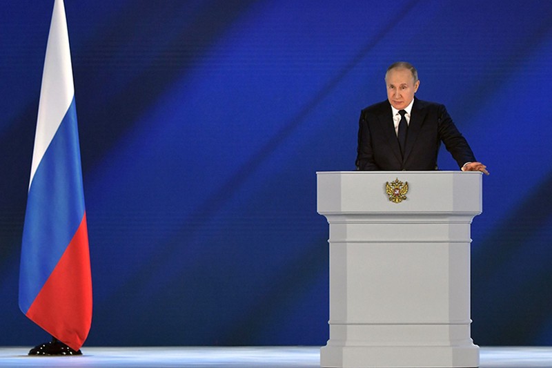 Путин призвал достроить трассу Москва — Екатеринбург за три года
