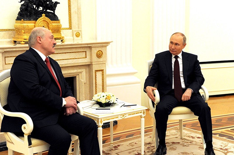Владимир Путин оценил двусторонние отношения России и Белоруссии