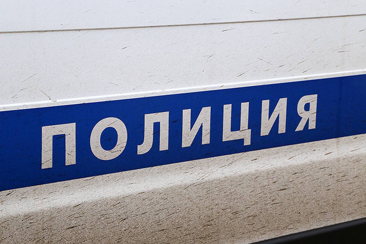 Полицейские спасли стоявшую на выступе балкона пенсионерку в Жуковском