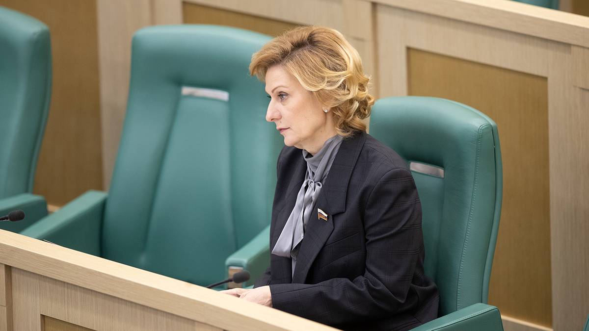 Сенатор Святенко заявила о необходимости расширения поддержки приемных семей в Москве