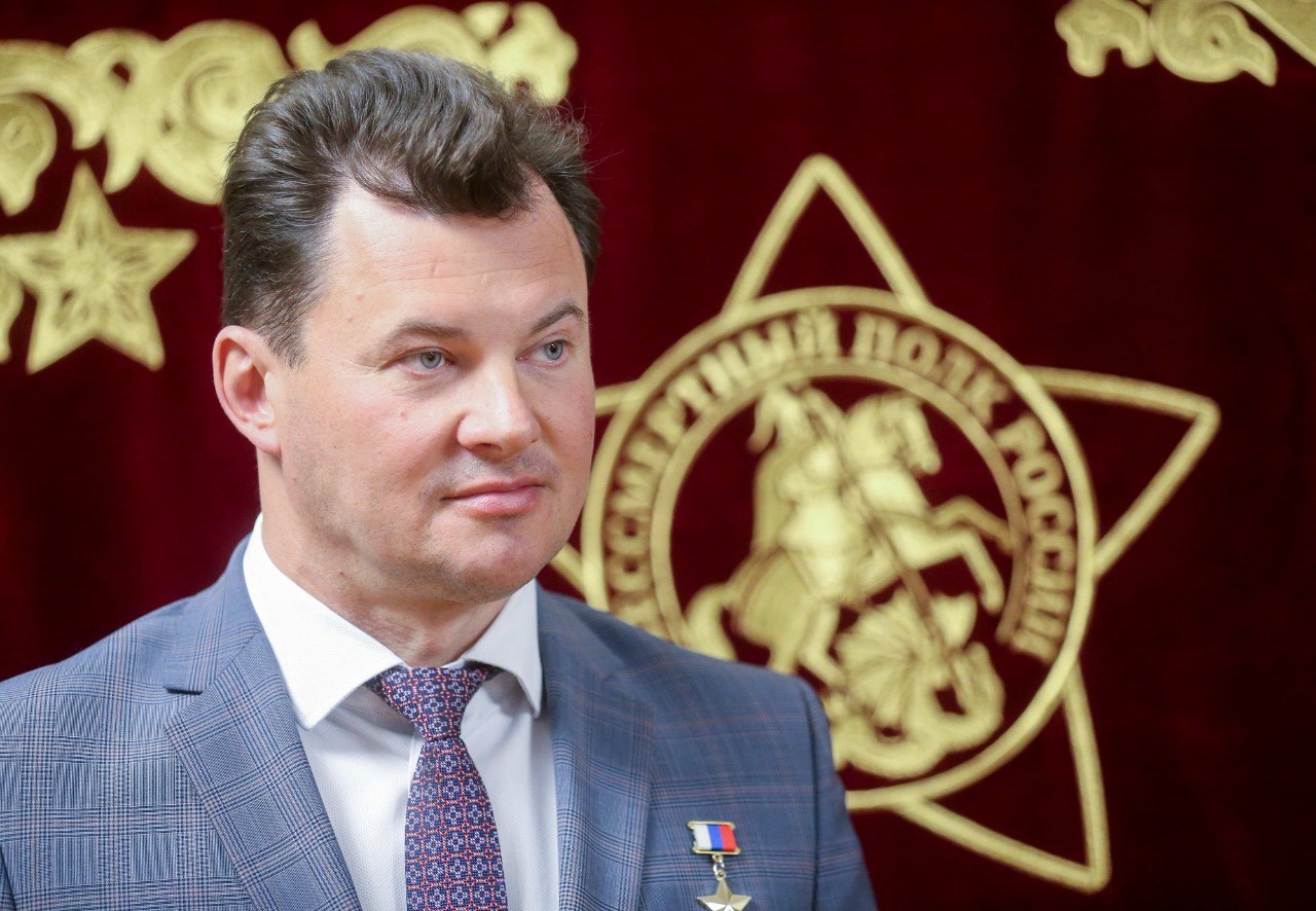Романенко: «Инициативу помощи выпускникам проработаем с Минтрудом и Минфином». Фото: фото с официального сайт Госдумы РФ