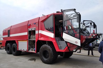 Уникальный автомобиль для тушения пожаров появится в аэропортах России