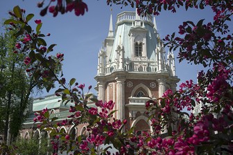 Московские школьники смогут проверить свои знания в городских парках и усадьбах