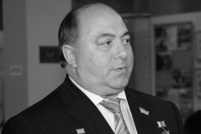 Скончался Герой России летчик Тайгиб Толбоев