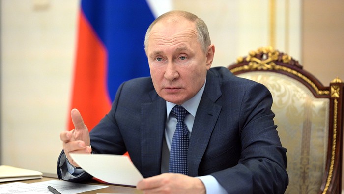 Путин рассказал, когда россияне смогут более свободно ездить в другие страны