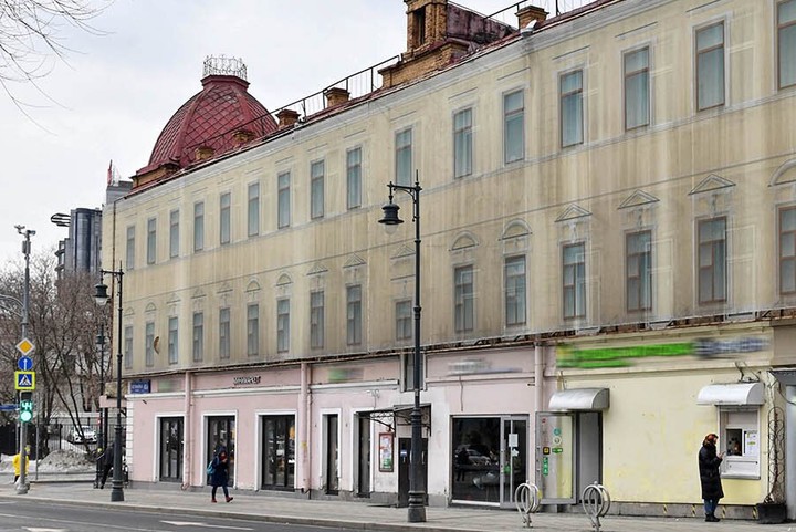 Фасад исторического здания в Хамовниках отреставрируют