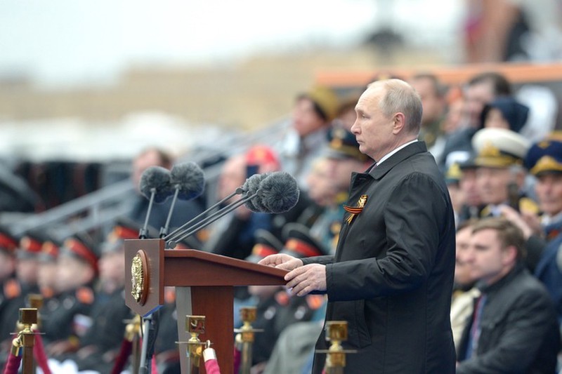 «Россия не позволит себе проиграть»: китайцы оценили речь Путина на параде Победы
