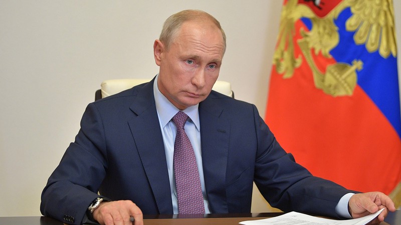 Путин заявил, что лучше сделать привику от COVID-19, чем болеть 