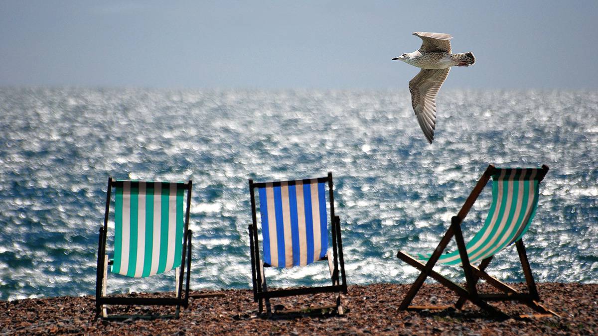 Мягкое солнце и приятные цены: топ-5 направлений для отдыха в бархатный сезон — 2021