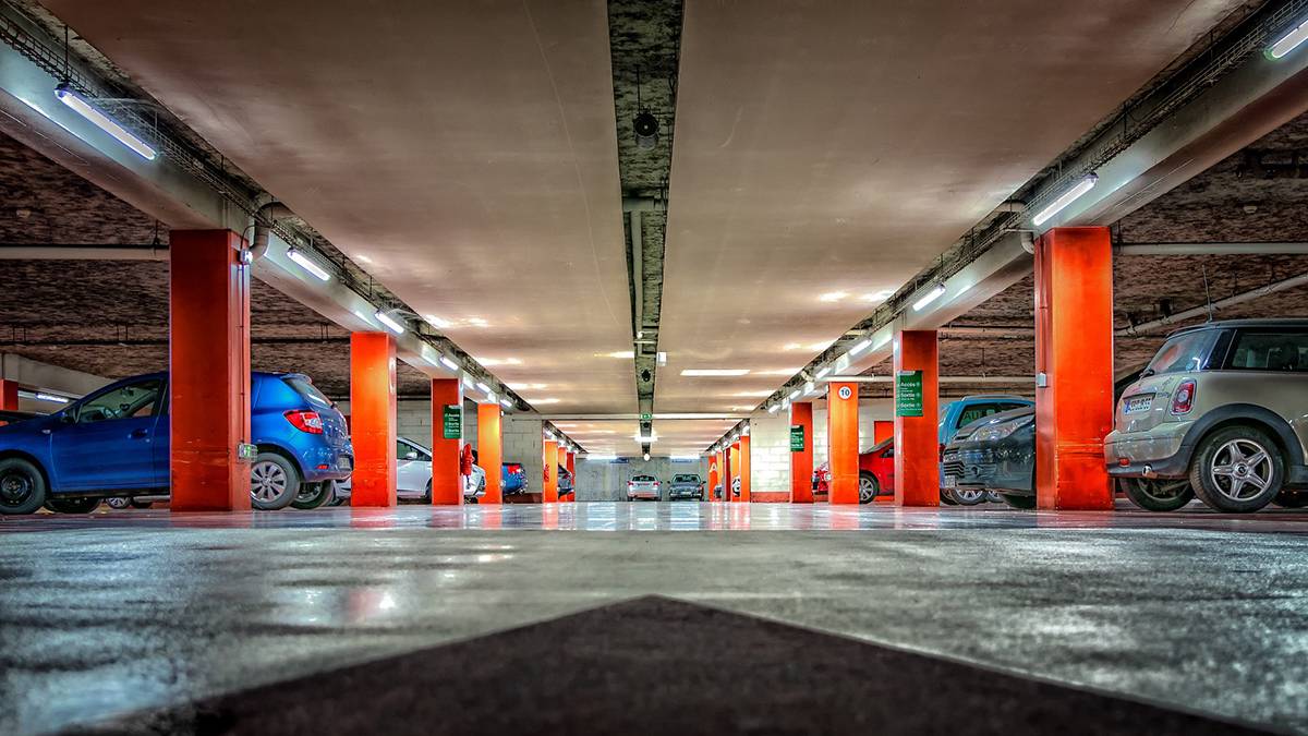 Около 40 машино-мест в подземном паркинге выставлено на торги в районе Куркино