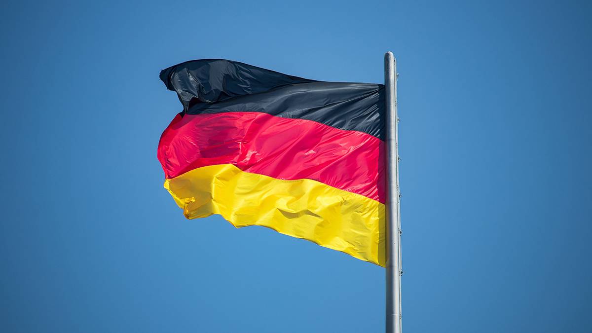 МИД Германии опроверг эвакуацию семей дипломатов на Украине