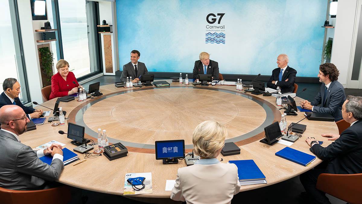 Страны G7 предупредили РФ о «масштабных последствиях» после «вторжения» на Украину