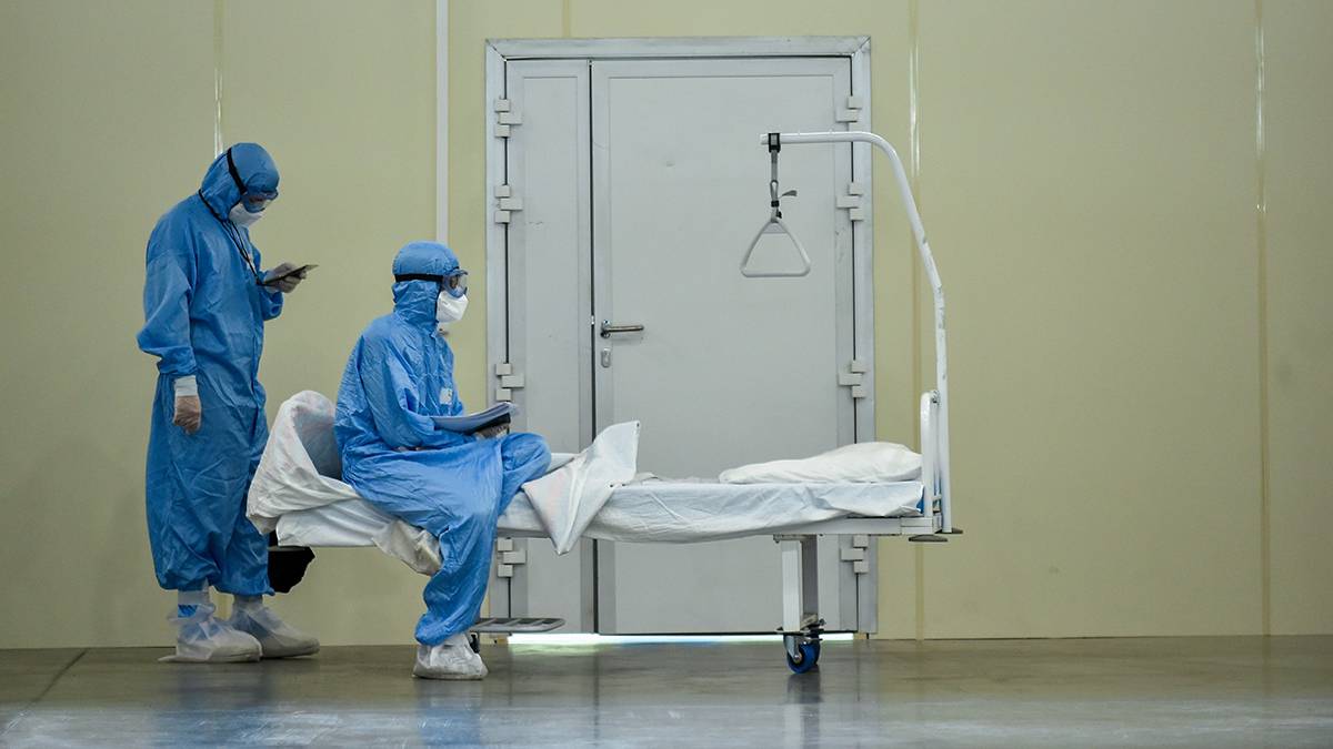 На долю «омикрона» приходится 80 процентов случаев коронавируса в Москве