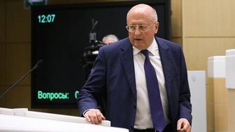 Гинцбург заявил, что назальная вакцина защитит не только привитых «Спутником V»