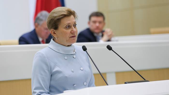 Попова порекомендовала не проводить голосование на придомовых территориях в 2021 году