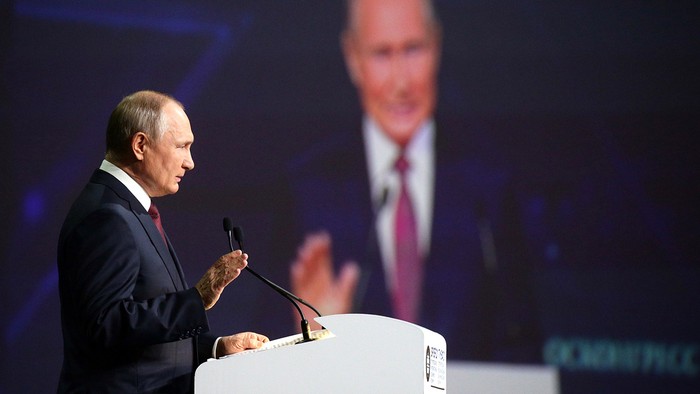Путин призвал продлить льготную ипотеку на год, повысив ставку до 7 процентов