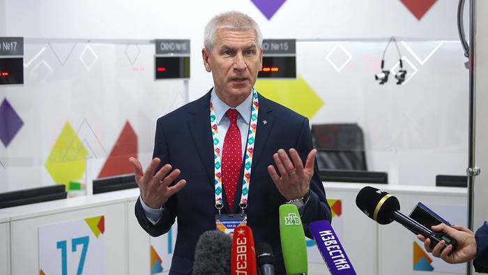 Матыцин оценил решение УЕФА обязать Украину убрать лозунг с формы на Евро-2020