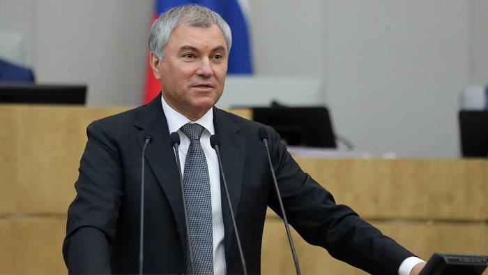 Володин призвал ЕС обратить внимание на Украину после слов Зеленского о войне с Россией