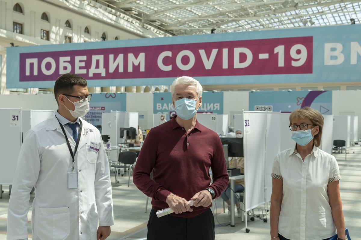 Сергей Собянин заявил об отсутствии планов вводить в Москве ограничения из-за коронавируса