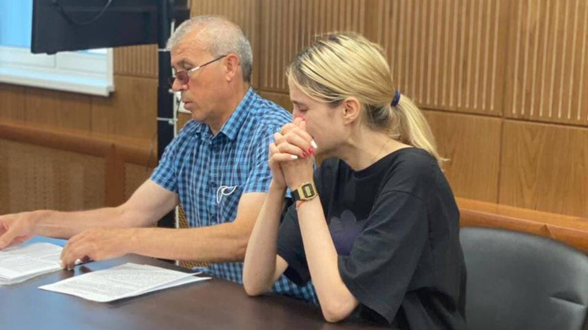 Виновница ДТП в Солнцеве признала вину и расплакалась на заключительном слове