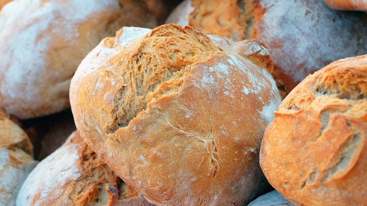 Врач-диетолог рекомендовала воздержаться от употребления белого хлеба 
