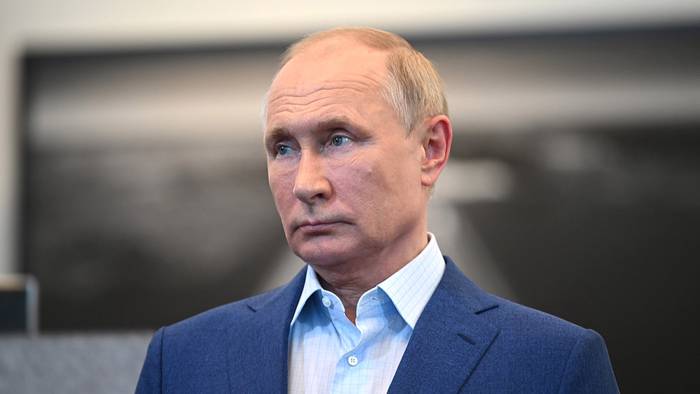Путин поручил создать комиссию по историческому просвещению