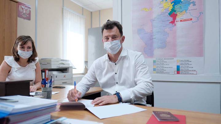 Роман Романенко подал документы для участия в выборах в Госдуму