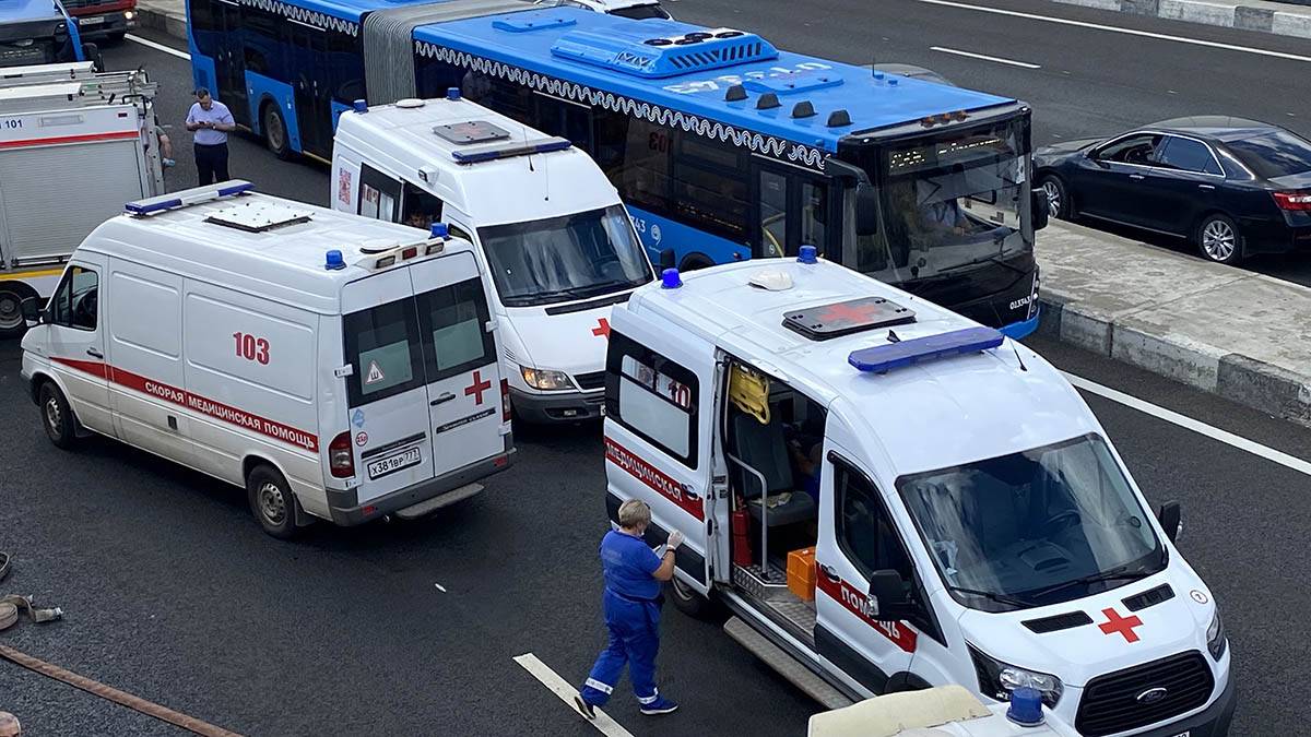 Начальника службы безопасности Мосгортранса отстранили после ДТП на Боровском шоссе