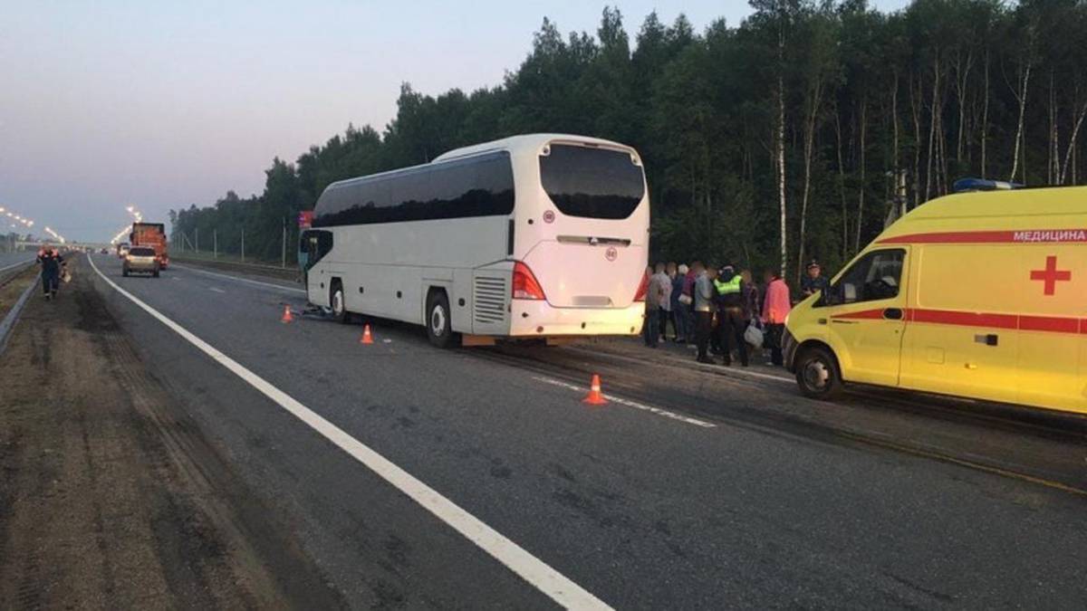 Четыре человека погибли в аварии с рейсовым автобусом в Дагестане