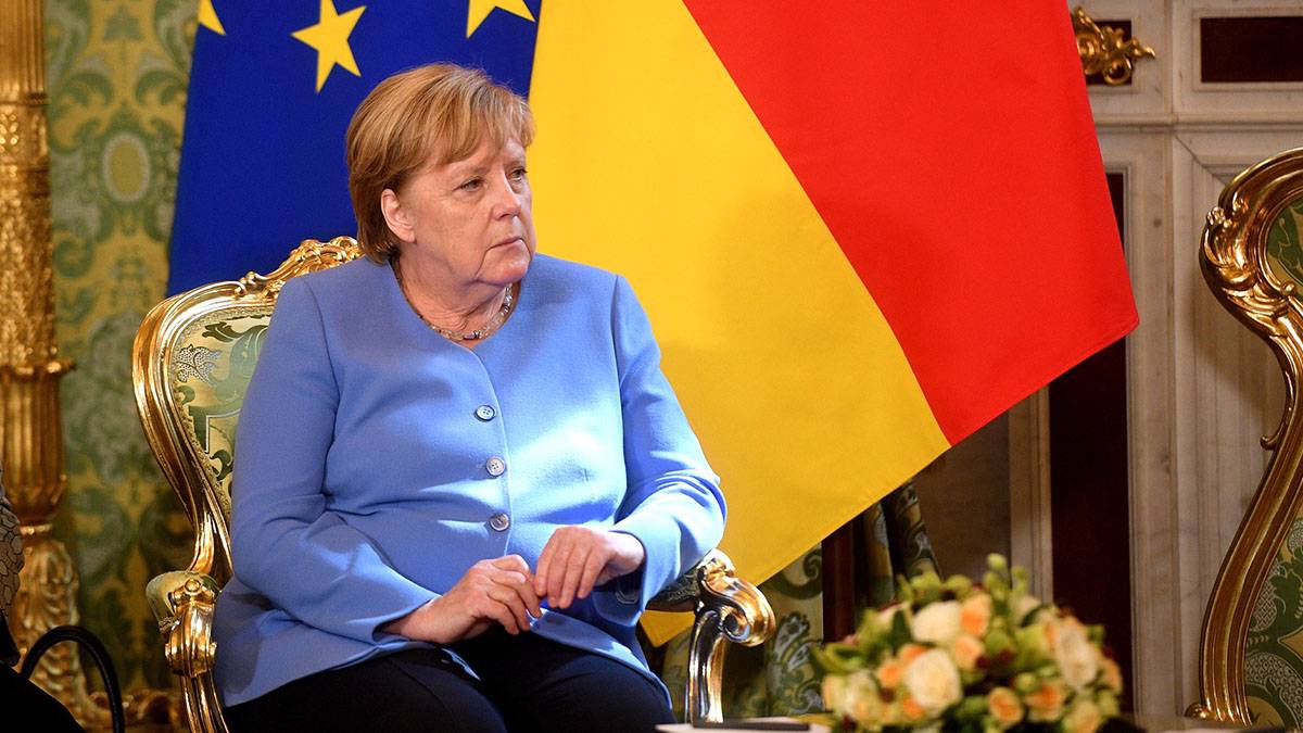 Немецкого журналиста возмутил скромный прием Меркель на Украине