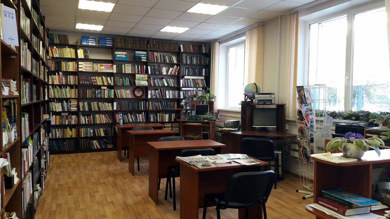 Представители библиотеки №2 в Троицке регулярно организовывают книжные экспозиции. Фото: официальная страница учреждения в социальных сетях