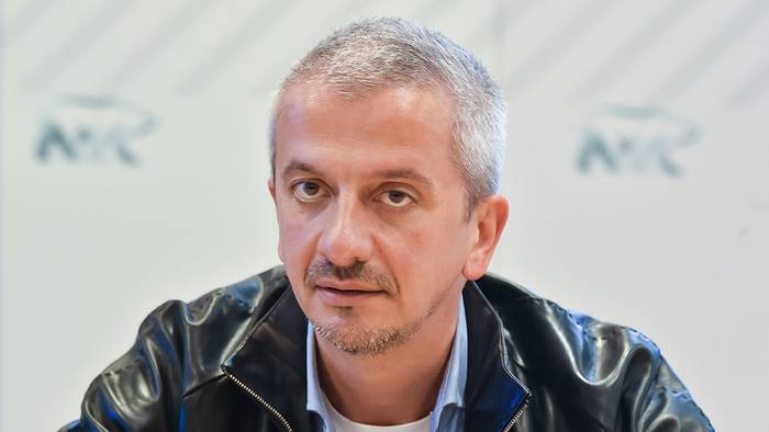 «История ужасна»: Богомолов высказался о смертельном ДТП с участием Собчак