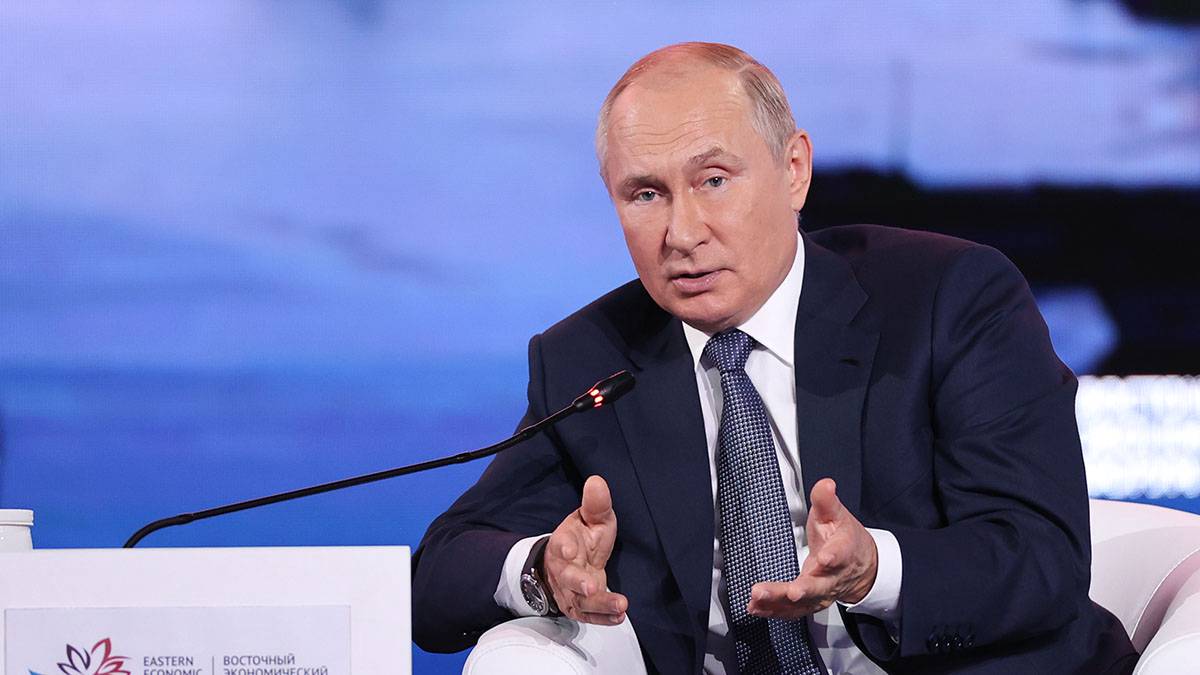 Путин раскритиковал выполнение поручений в космической отрасли