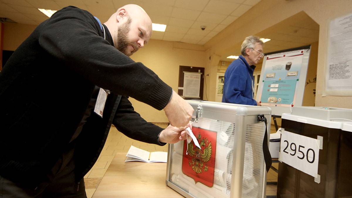 Явка на выборы в Госдуму по России на 15:00 составила 25,64 процента