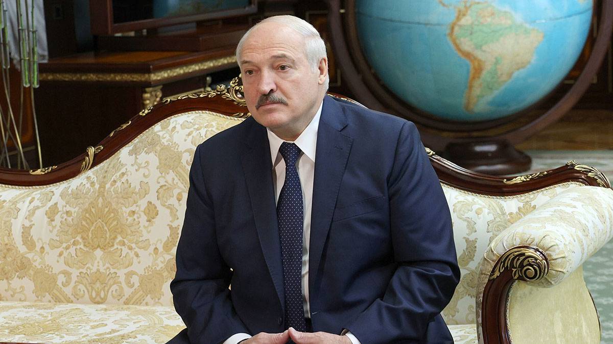 Лукашенко и Назарбаев обсудили беспорядки в Казахстане