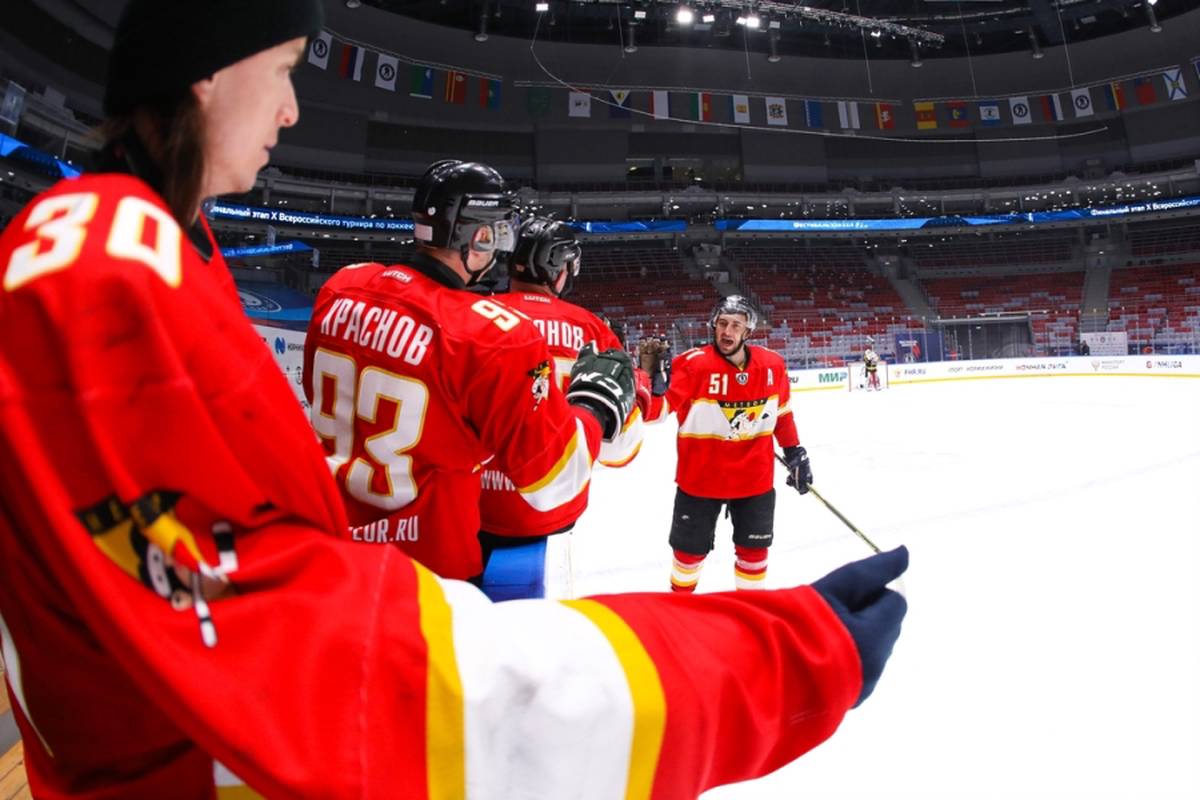 Тюмень и Москва открывают новый сезон Ночной хоккейной лиги