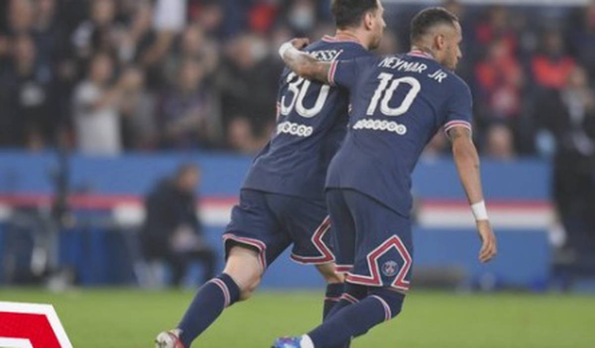Клуб «Пари Сен-Жермен» одержал победу над «Лионом» в матче чемпионата Франции