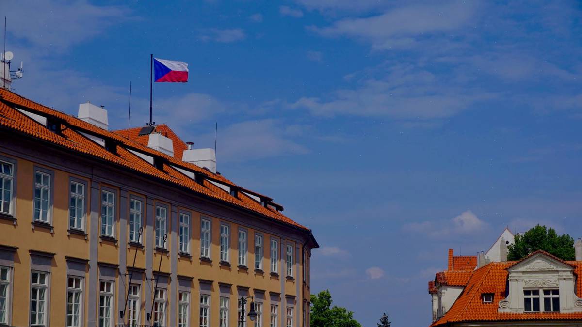 Чехия обратилась к России за правовой поддержкой по взрывам во Врбетице