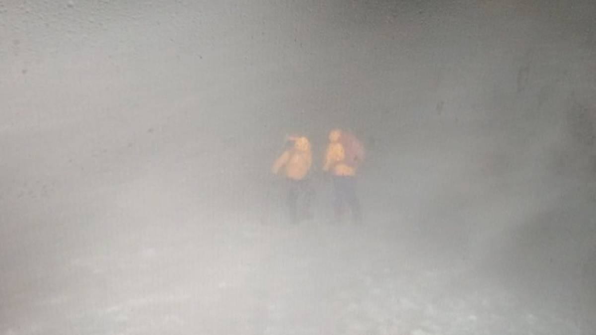 В МЧС сообщили, что сопровождавший альпинистов на Эльбрусе гид бросил группу