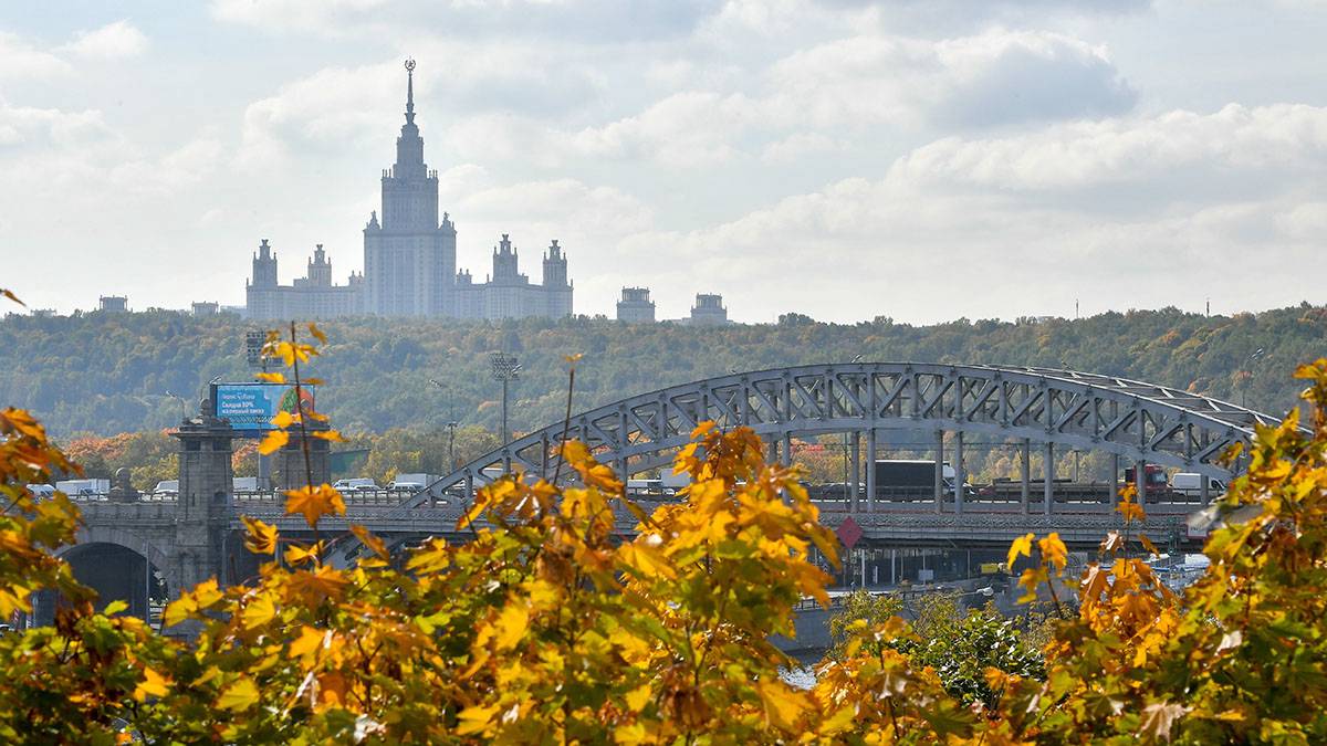 «Желтый» уровень опасности объявили в Москве из-за ветра с 26 октября