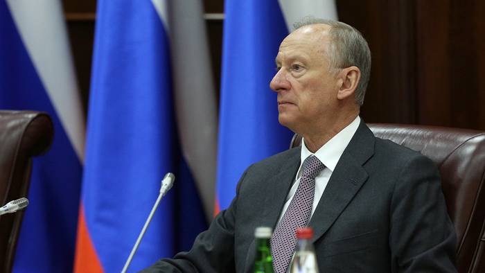 Патрушев: Европа должна действовать, а не давать советы Минску по миграционному кризису