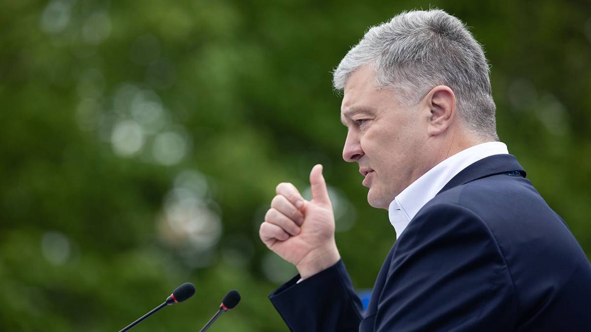 В суде Киева объявили перерыв в заседании по делу Порошенко
