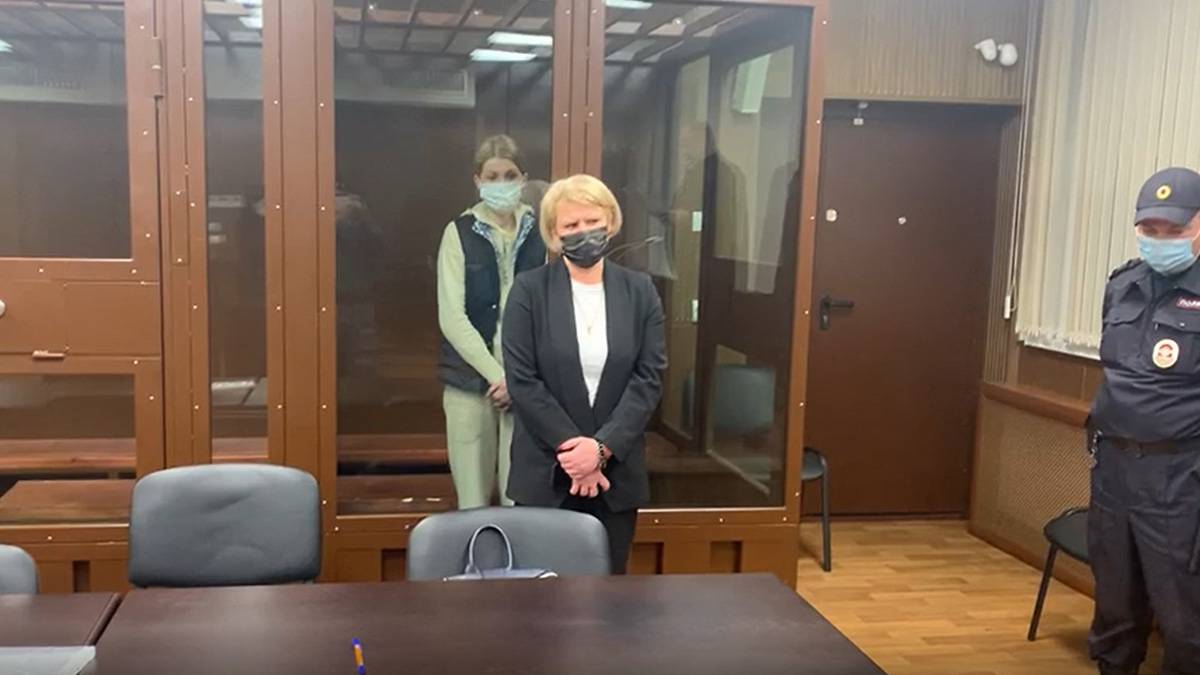 Суд продлил арест мужу экс-замглавы Минпросвещения Раковой