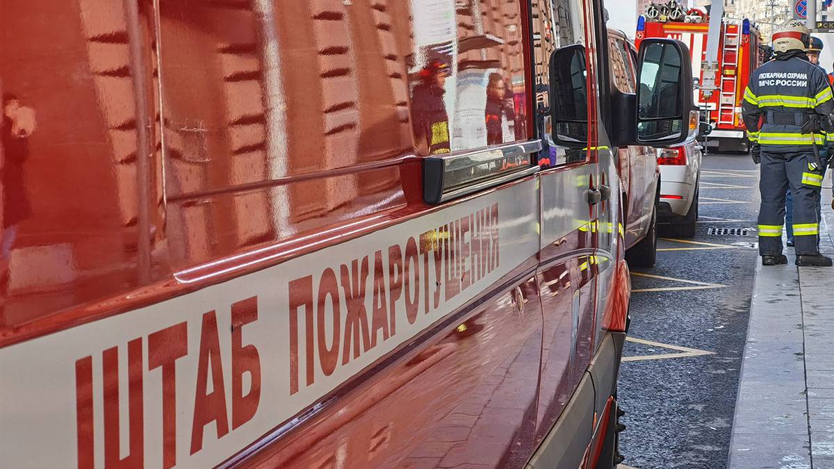 Пожар произошел в квартире жилого дома на северо-востоке Москвы