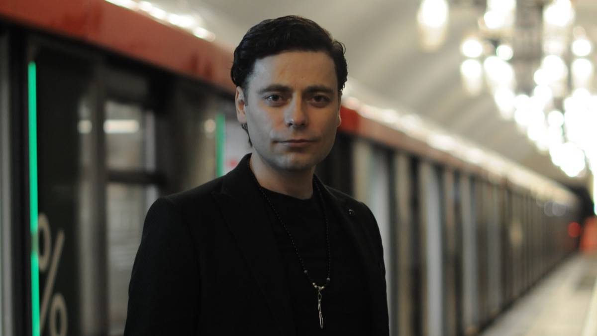  Солист поп-рок-группы «Сарма 38» Алексей Тихонов: Ворвался в столичную жизнь
