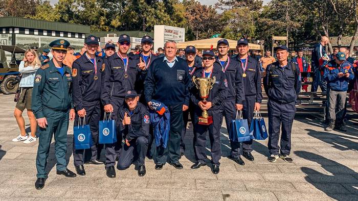 Сборная спасателей Москвы завоевала первое место на чемпионате России по многоборью