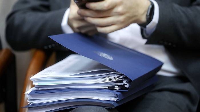 Поправки к закону о госзакупках вступят в силу с 2022 года