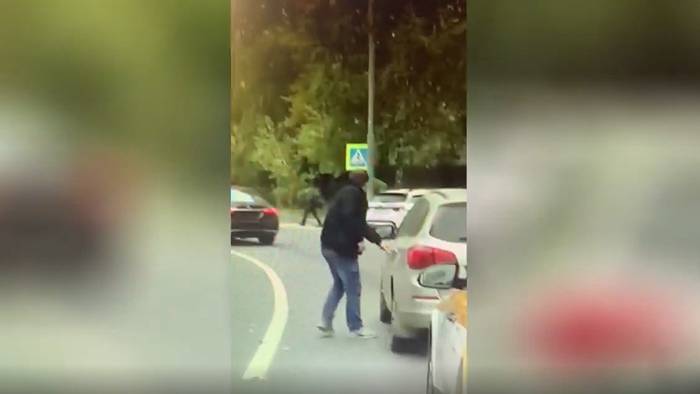Владелец дорогой машины расстрелял дорожного рабочего. Смотреть фото Владелец дорогой машины расстрелял дорожного рабочего. Смотреть картинку Владелец дорогой машины расстрелял дорожного рабочего. Картинка про Владелец дорогой машины расстрелял дорожного рабочего. Фото Владелец дорогой машины расстрелял дорожного рабочего